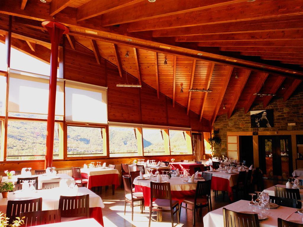 La Llardana Guest House Benasque Exterior photo