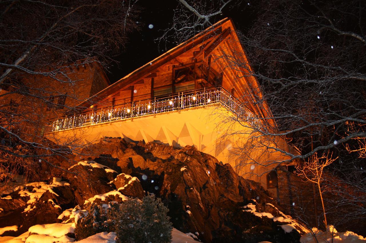 La Llardana Guest House Benasque Exterior photo
